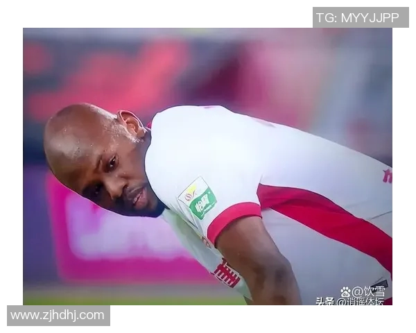 五大联赛球队因违规行为遭重罚及球员停赛处罚引发广泛关注